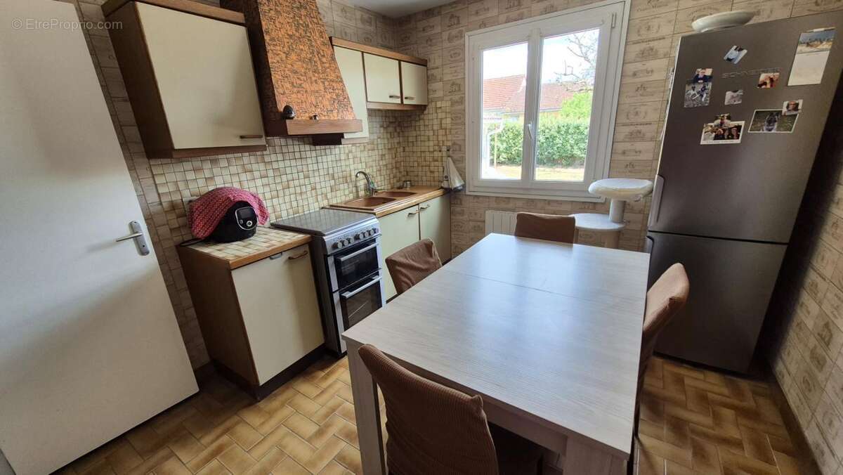 Maison à CERANS-FOULLETOURTE