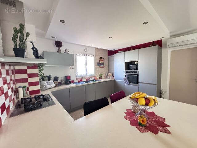 Maison à PEYROLLES-EN-PROVENCE