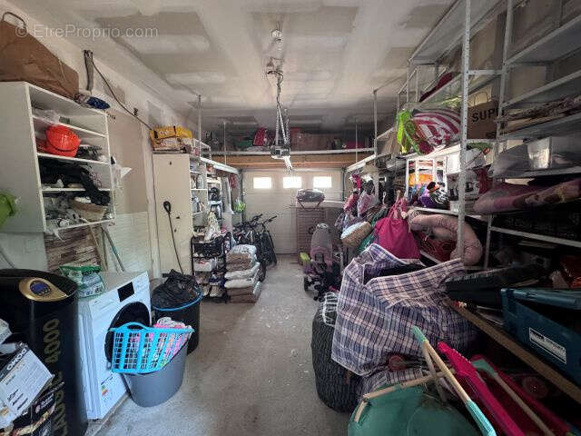 Maison à PEYROLLES-EN-PROVENCE