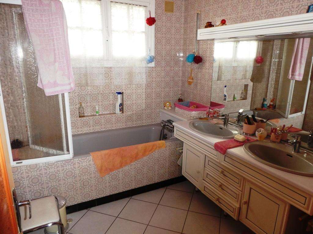 Maison à GUEMENE-SUR-SCORFF