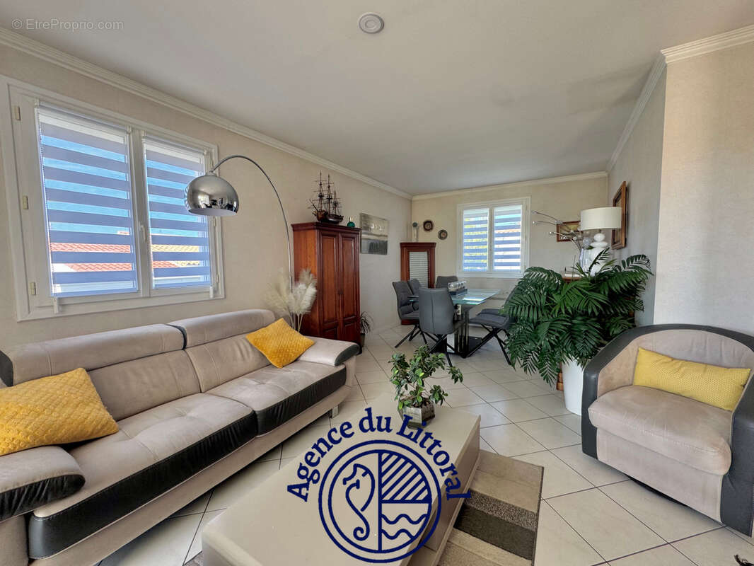 Maison à VAUX-SUR-MER