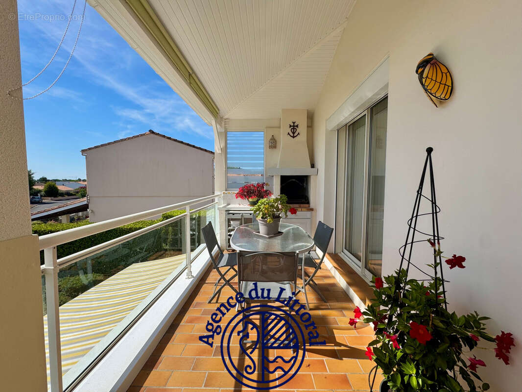 Maison à VAUX-SUR-MER