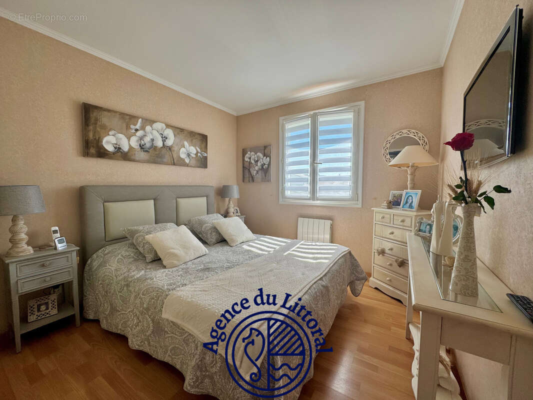 Maison à VAUX-SUR-MER