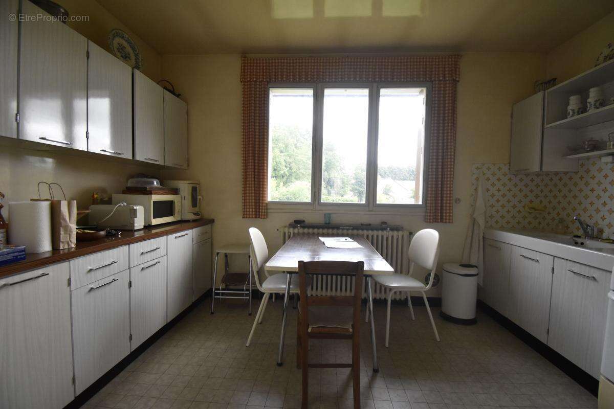 Maison à COSNE-COURS-SUR-LOIRE