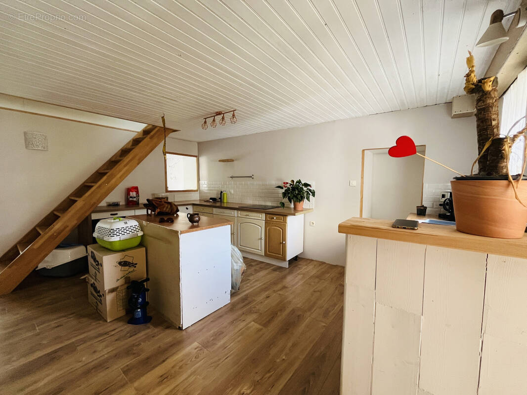 Maison à BAZOGES-EN-PAILLERS