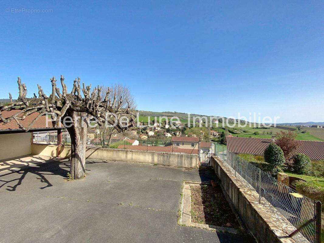 Appartement à LE BOIS-D&#039;OINGT