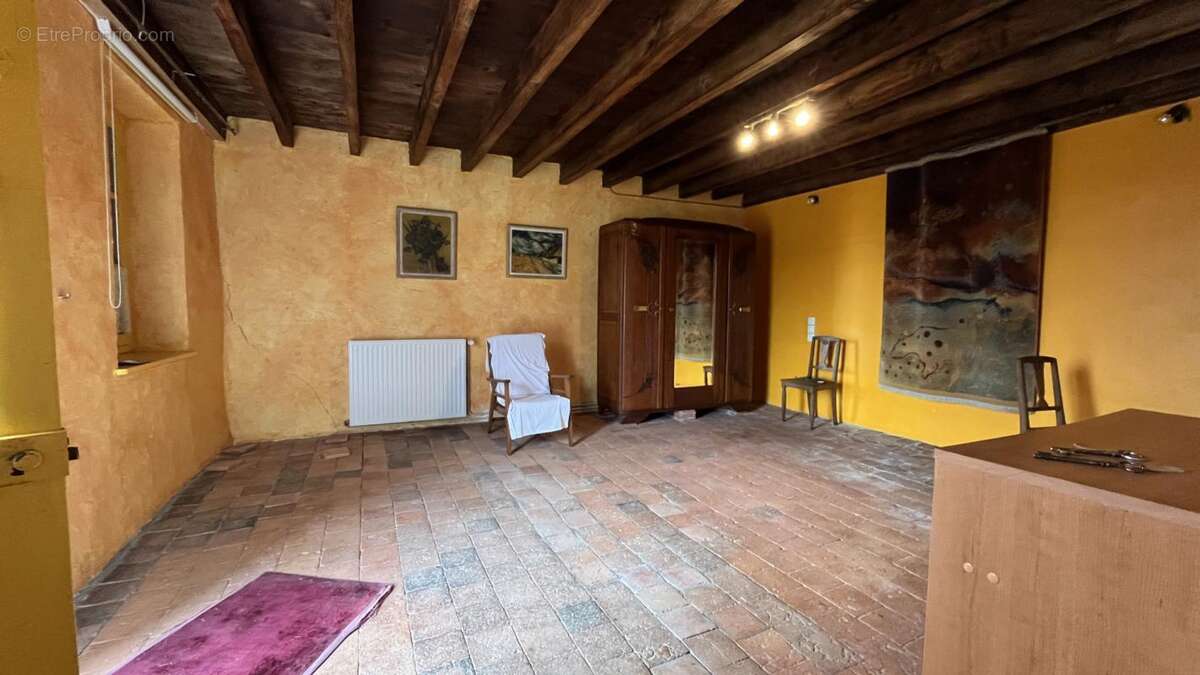 Maison à LA COMELLE