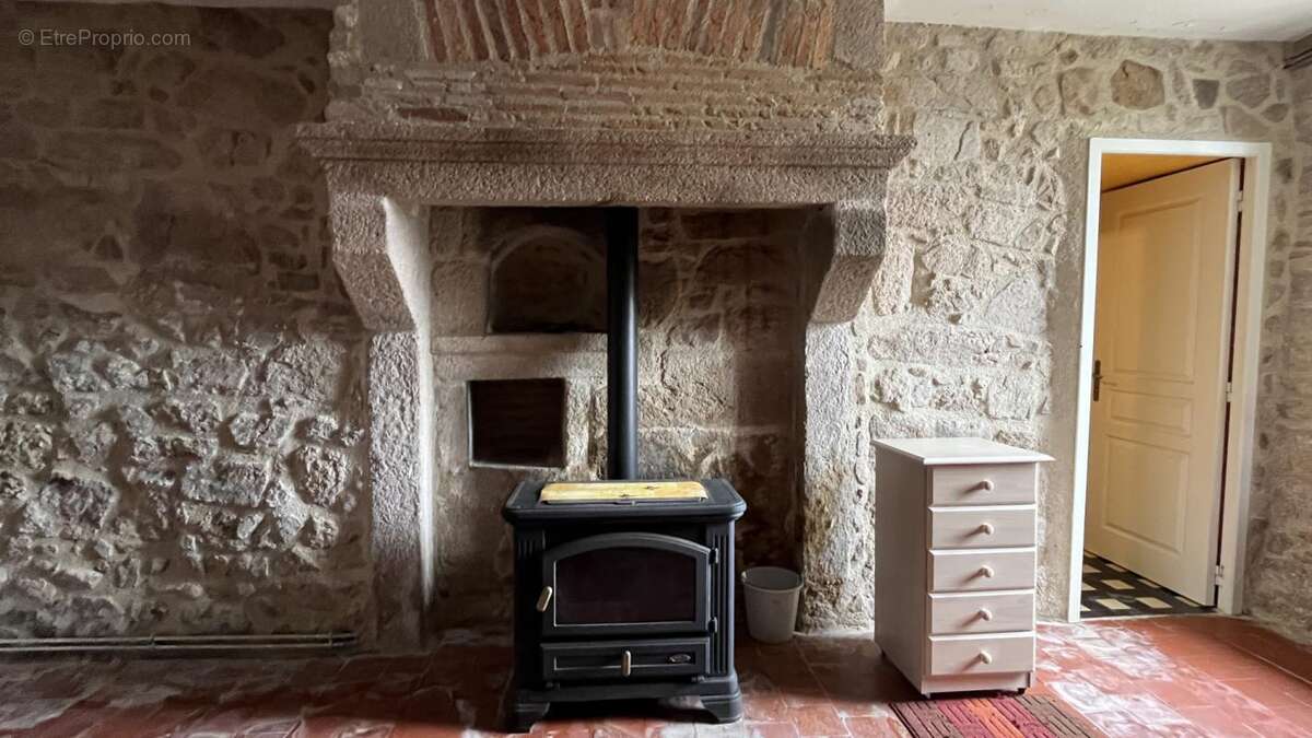 Maison à LA COMELLE