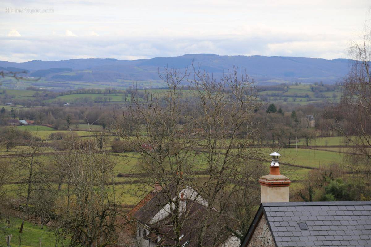 Maison à LA COMELLE