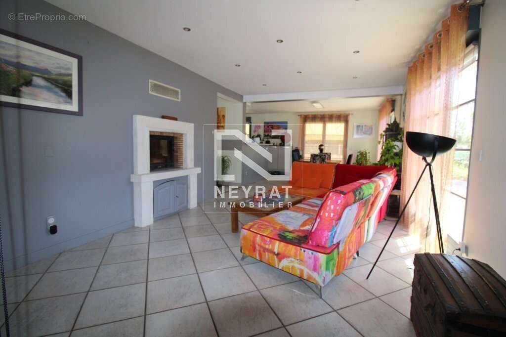 Maison à PIERRE-DE-BRESSE