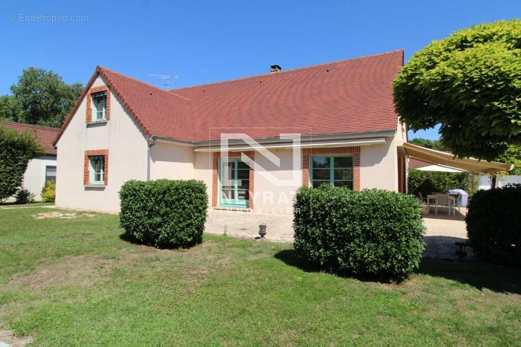 Maison à PIERRE-DE-BRESSE