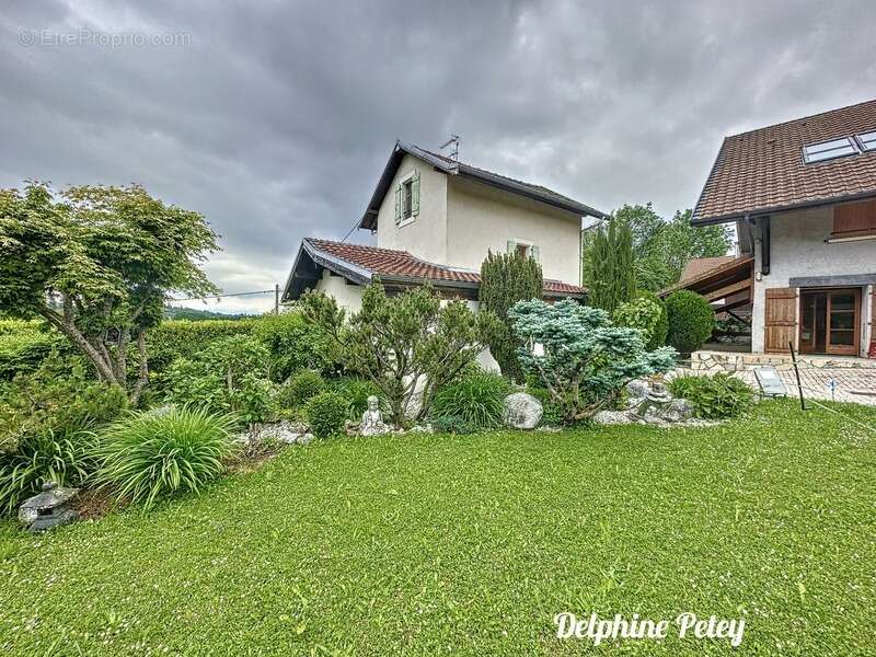 Maison à ARTHAZ-PONT-NOTRE-DAME