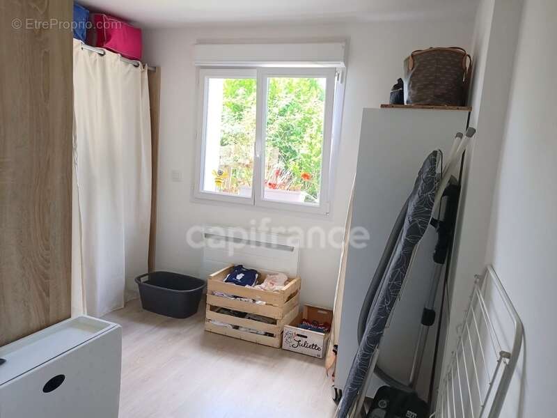 Maison à VILLENEUVE-SUR-YONNE