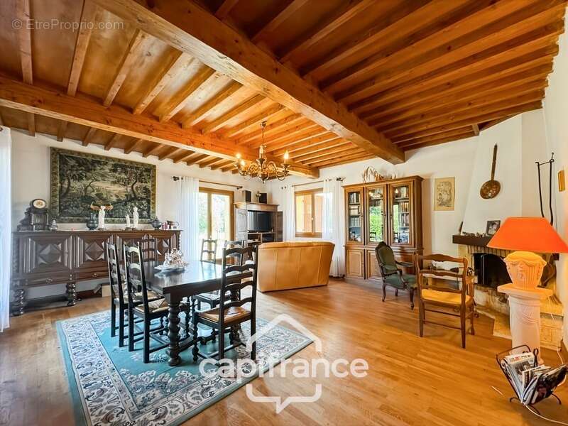 Maison à LA MOTTE-DE-GALAURE