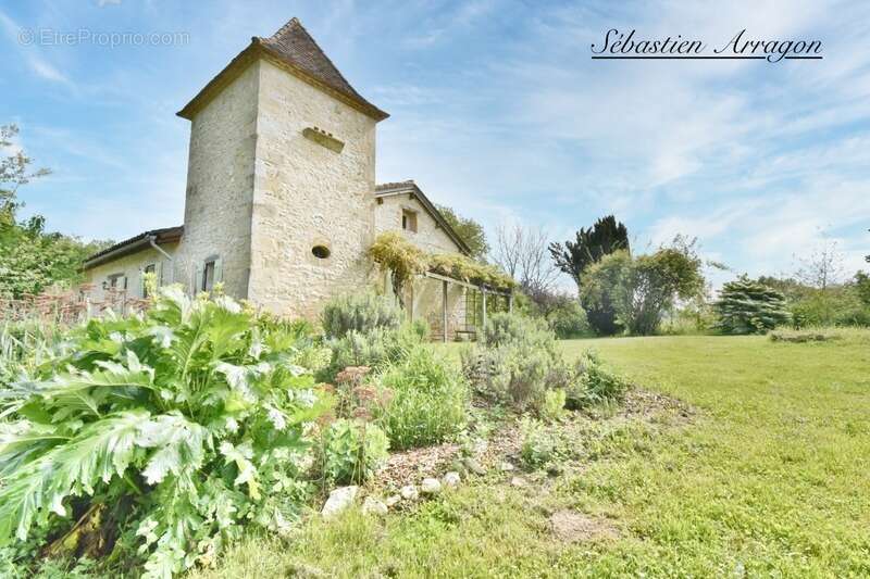 Maison à MONTAURIOL