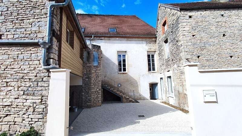 Maison à FLEUREY-SUR-OUCHE