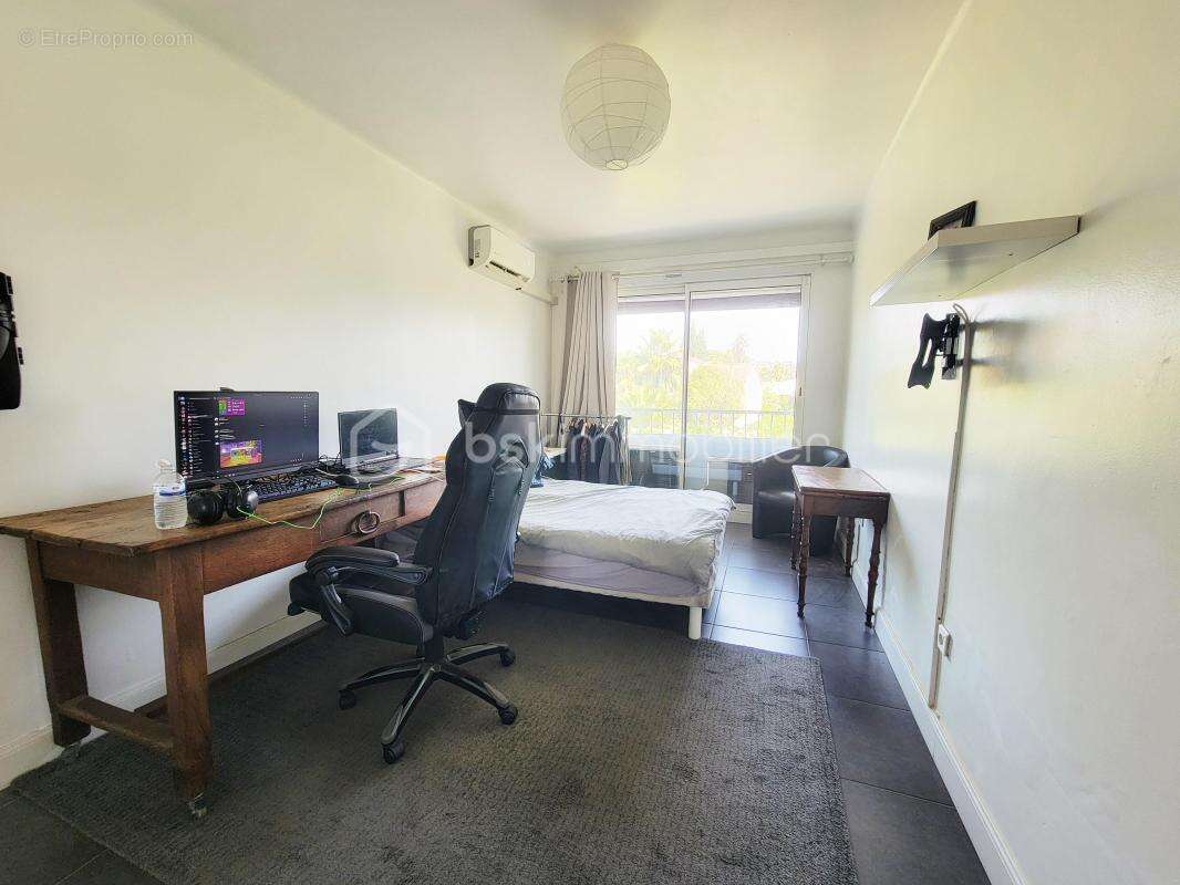 Appartement à HYERES