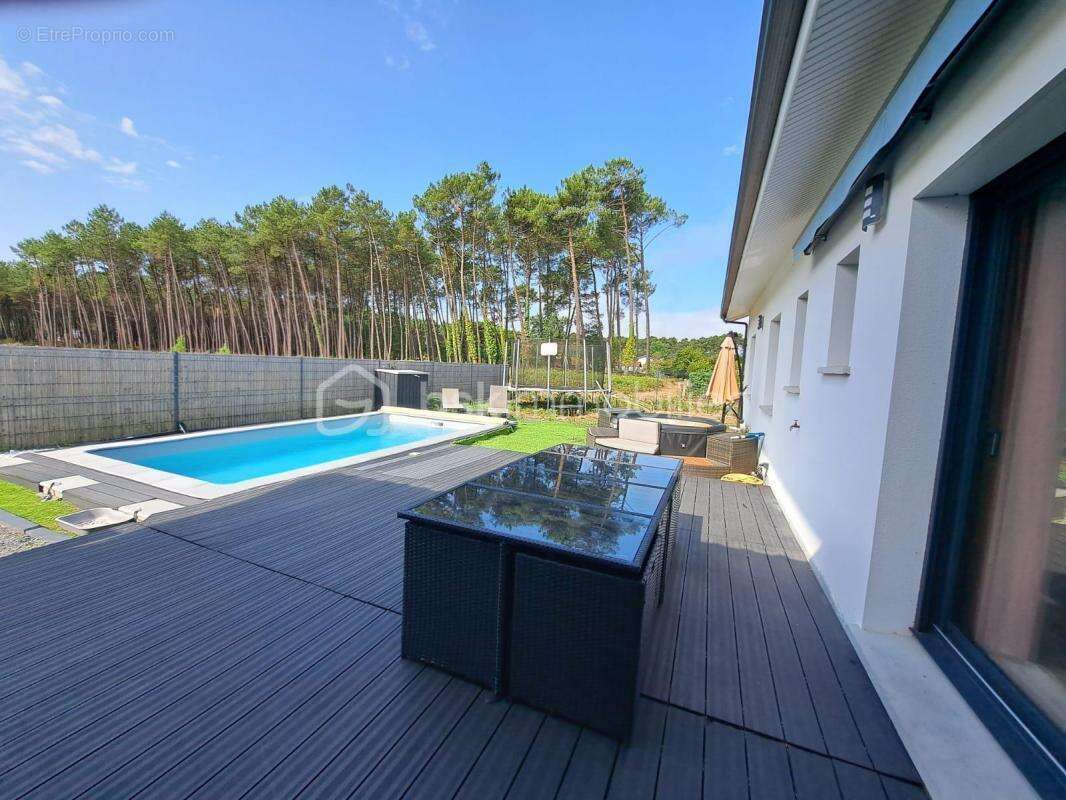 Maison à VIELLE-SAINT-GIRONS