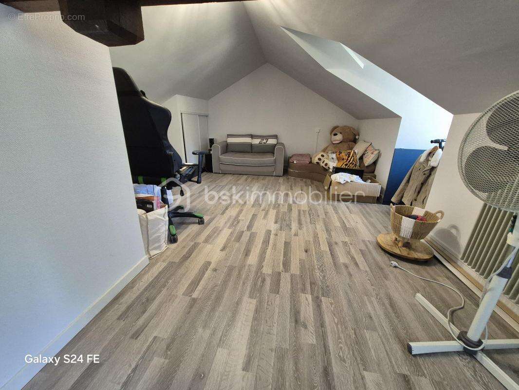 Maison à AZAY-LE-RIDEAU