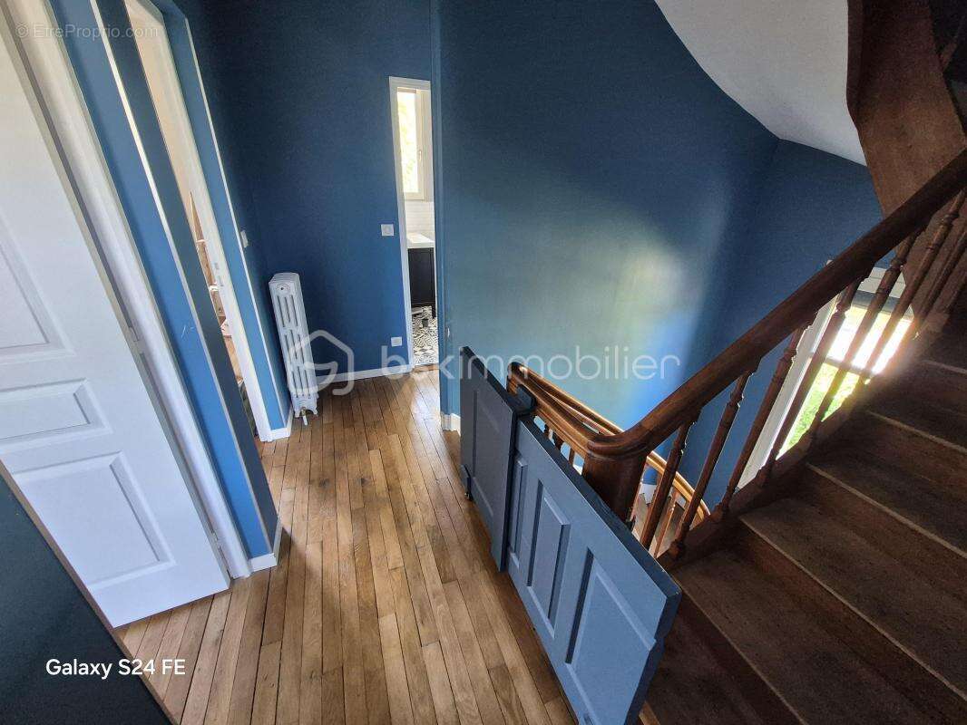 Maison à AZAY-LE-RIDEAU