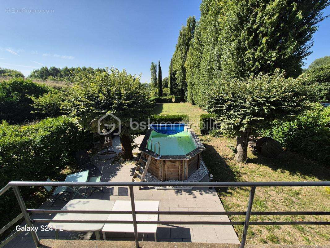 Maison à AZAY-LE-RIDEAU