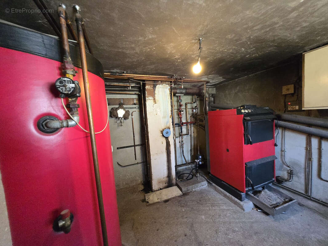 Maison à ARC-SOUS-CICON