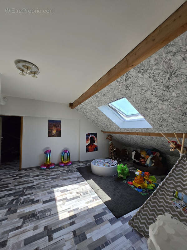 Maison à ARC-SOUS-CICON