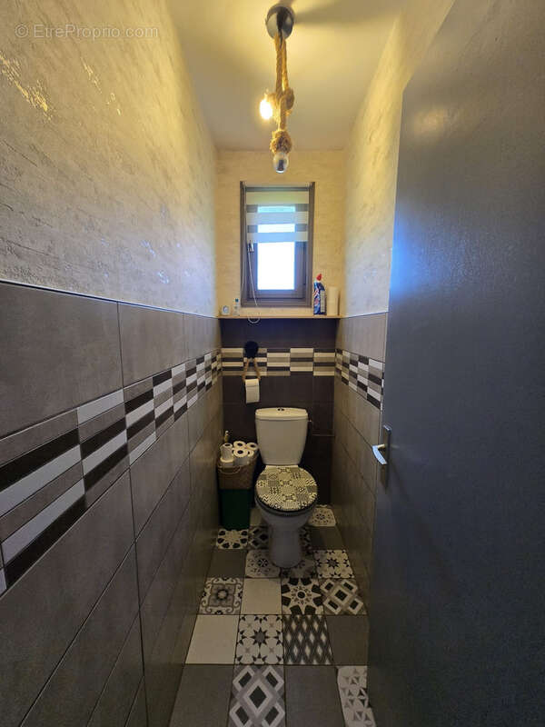 Maison à ARC-SOUS-CICON