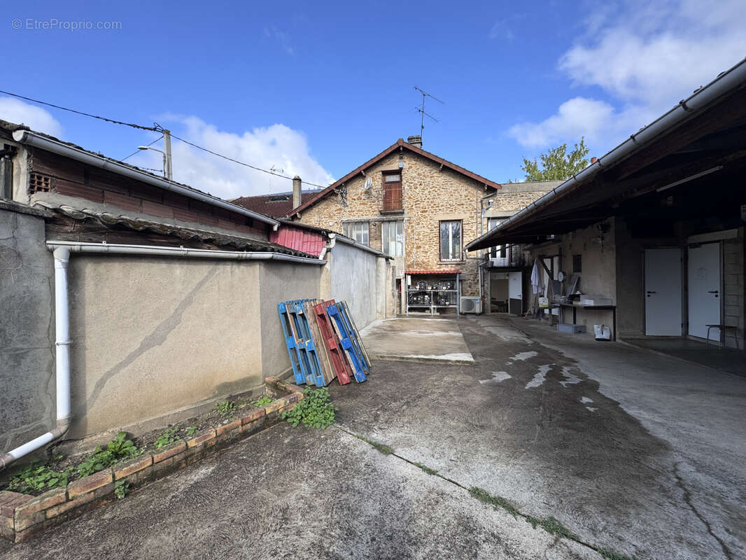 Appartement à SAINT-FARGEAU-PONTHIERRY