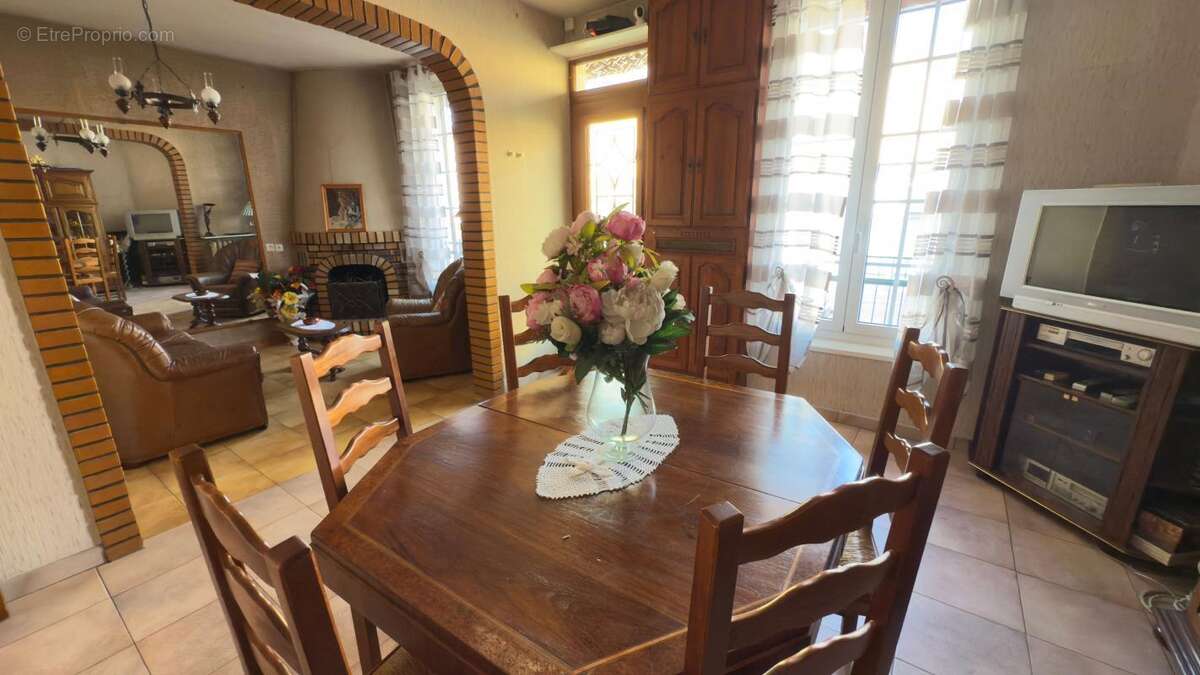 Maison à NEUILLY-SUR-MARNE