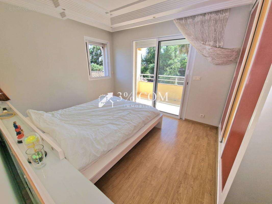 Maison à FREJUS