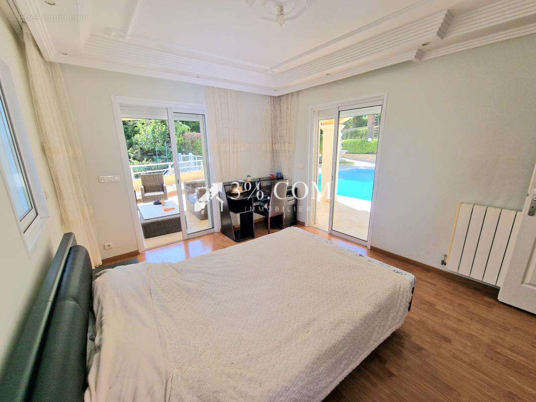 Maison à FREJUS