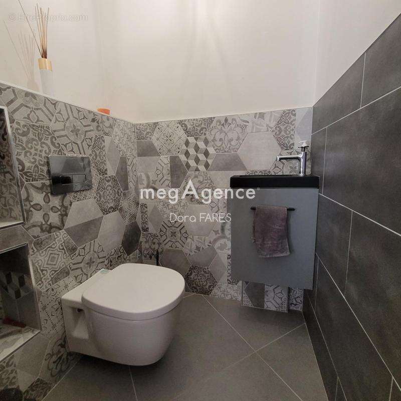 Maison à LA VILLE-DU-BOIS