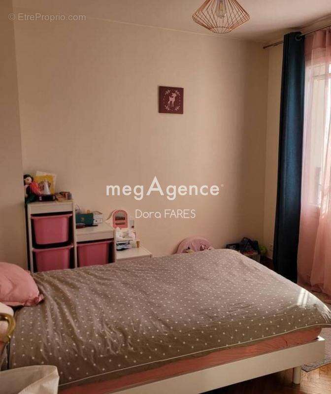 Maison à LA VILLE-DU-BOIS