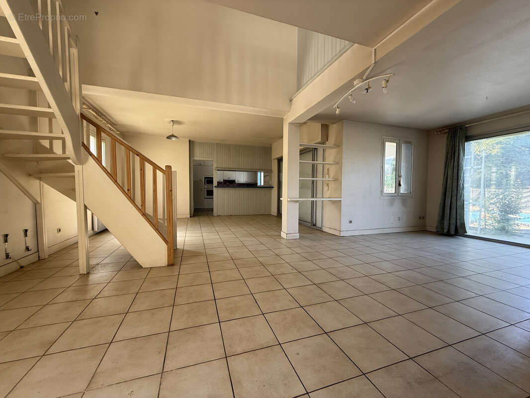 Maison à VAUX-SUR-MER