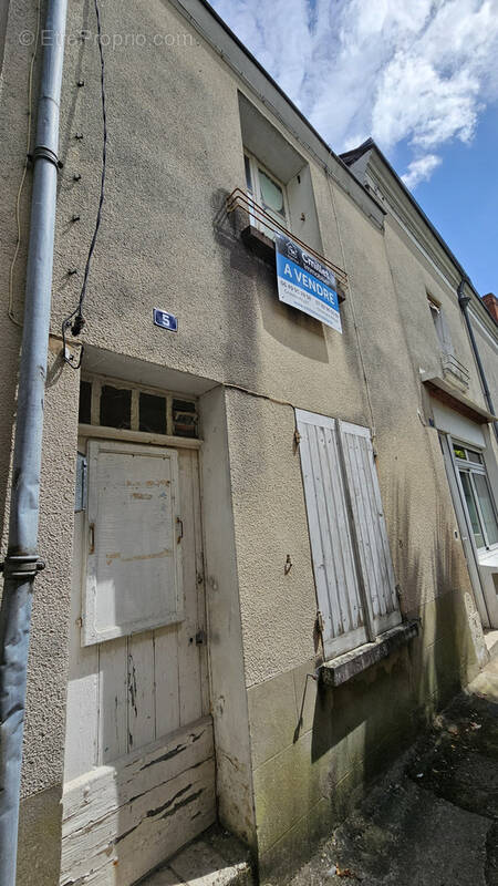 Maison à MONTRICHARD