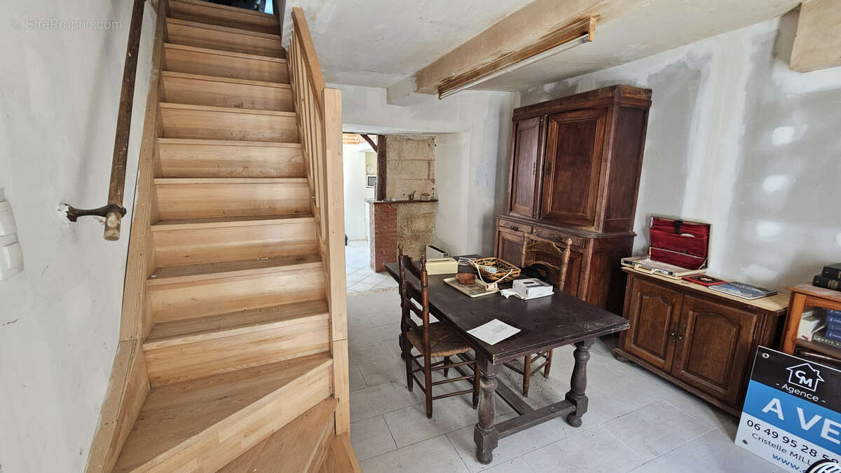 Maison à MONTRICHARD