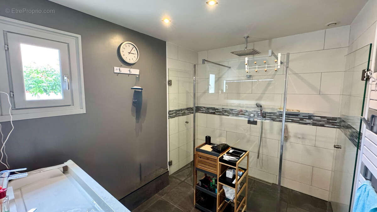 Maison à SAINT-CYPRIEN