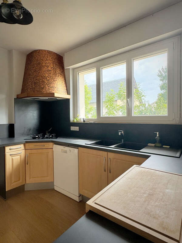 Maison à LUC-LA-PRIMAUBE