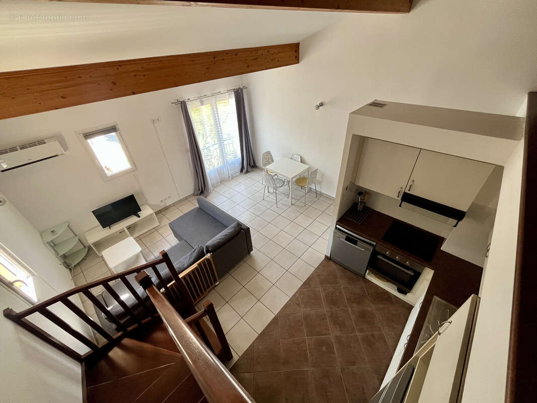 Appartement à SIX-FOURS-LES-PLAGES