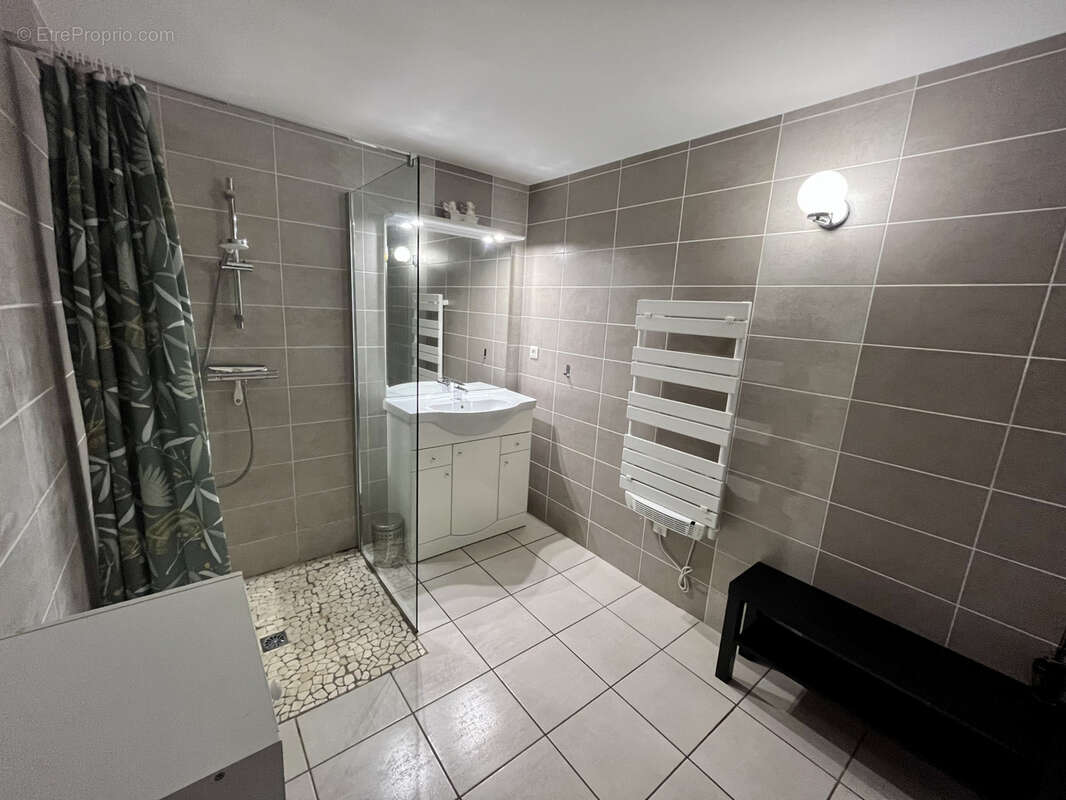 Appartement à SIX-FOURS-LES-PLAGES