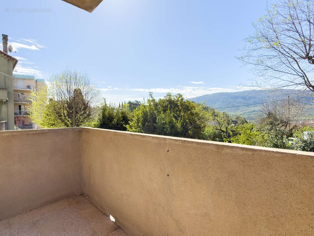 Appartement à PRIVAS