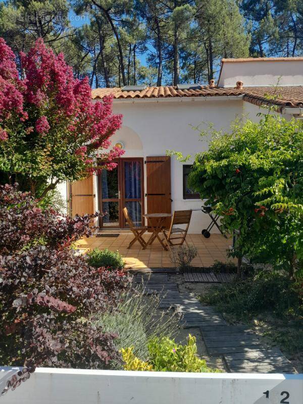 Maison à SAINT-GEORGES-DE-DIDONNE