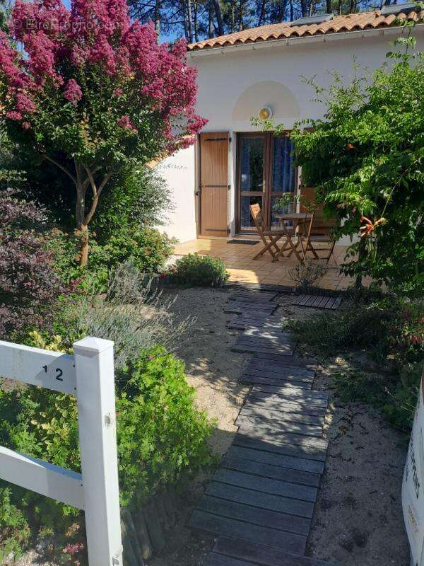 Maison à SAINT-GEORGES-DE-DIDONNE