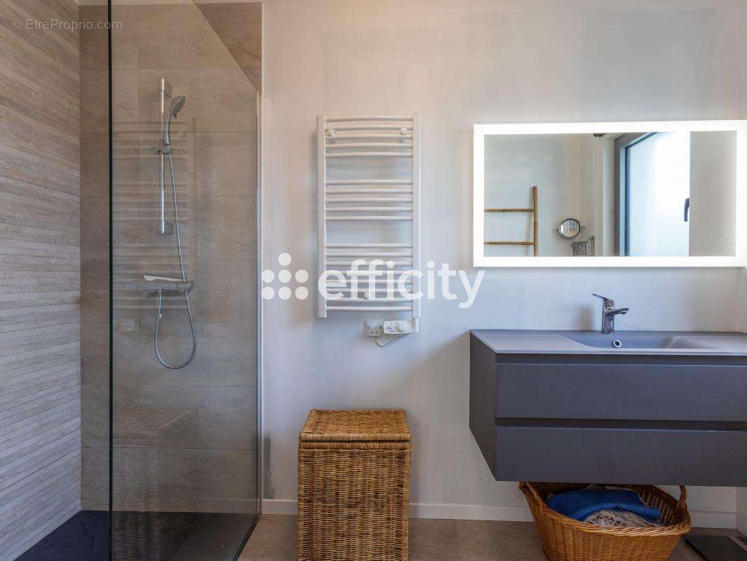 Maison à PLEUMEUR-BODOU