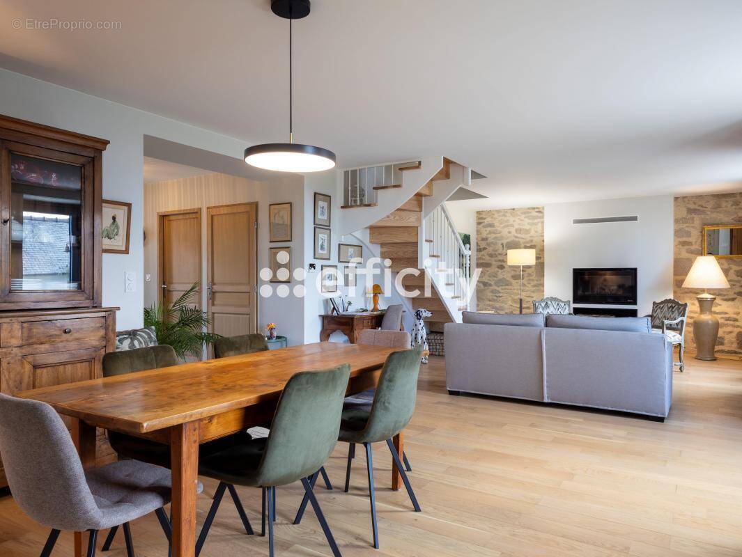 Maison à PLEUMEUR-BODOU