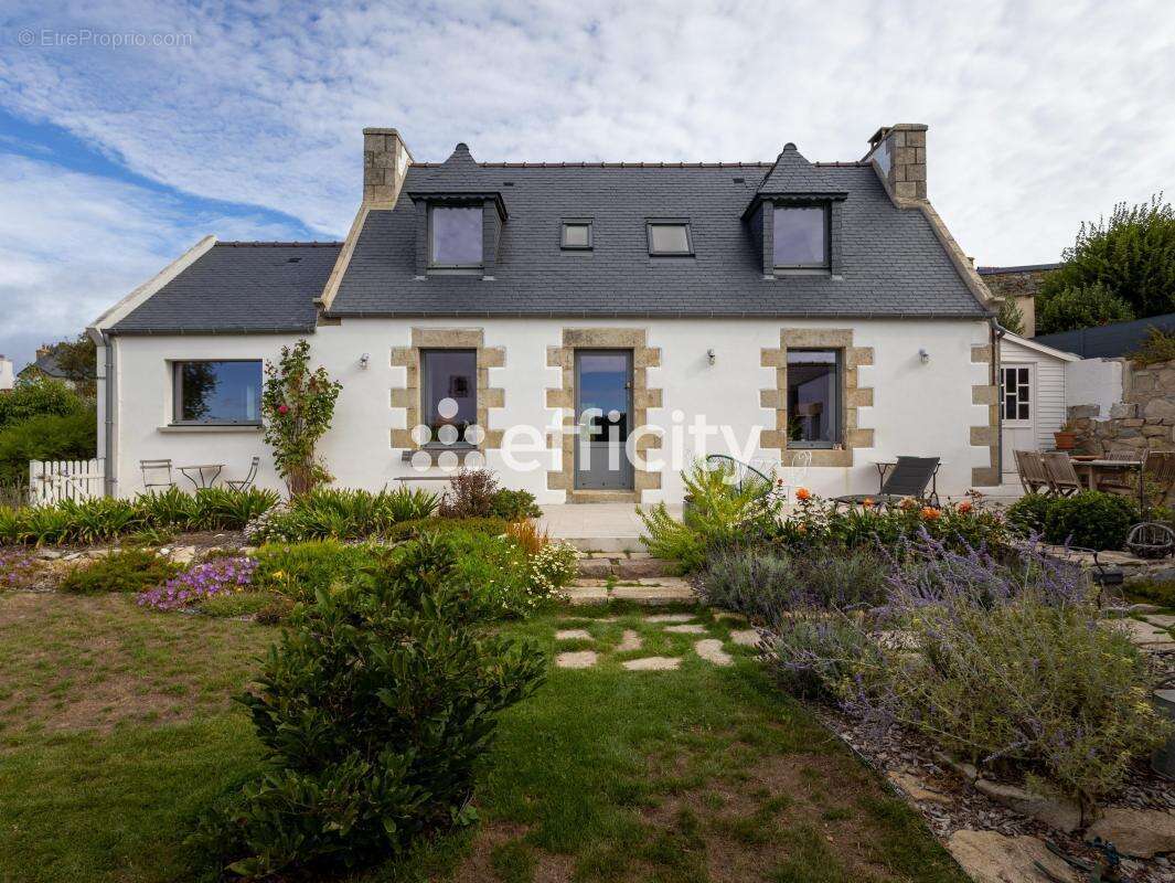 Maison à PLEUMEUR-BODOU