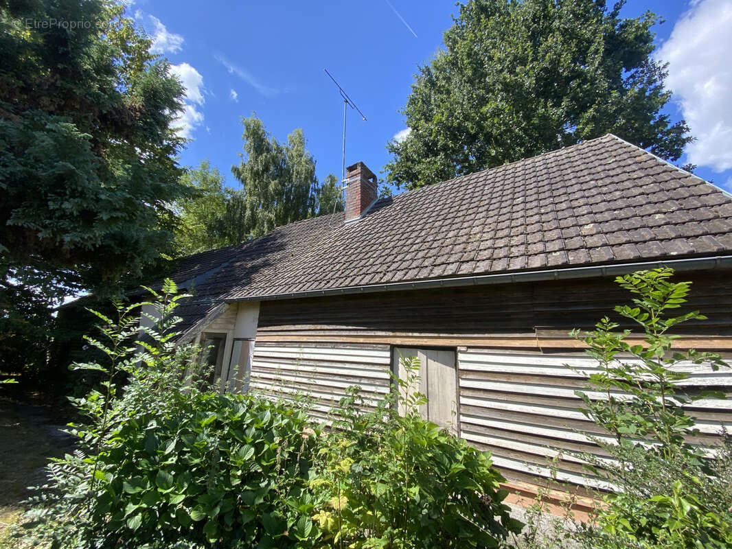 Maison à HORNOY-LE-BOURG