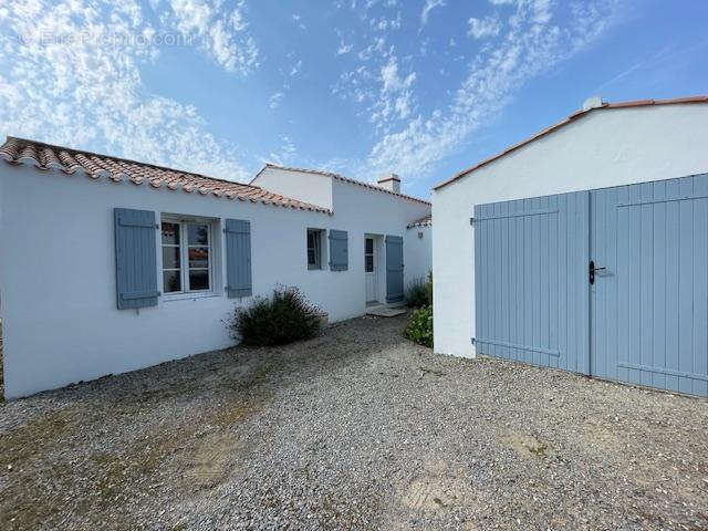 Maison à L&#039;EPINE