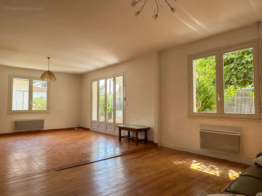 Maison à SAINT-PALAIS-SUR-MER